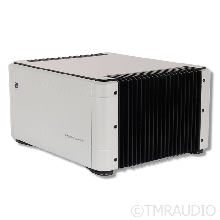 PS Audio BHK Signature 250 Hybrid Power Amplifier