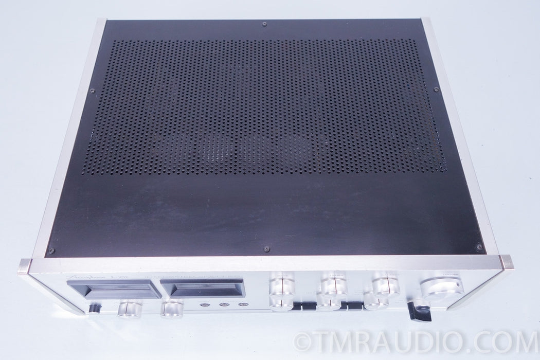 Accuphase E-202 Vintage Stereo Integrated Amplifier