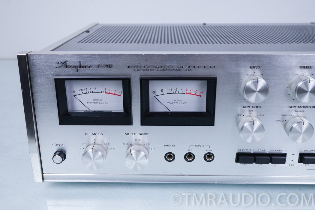 Accuphase E-202 Vintage Stereo Integrated Amplifier