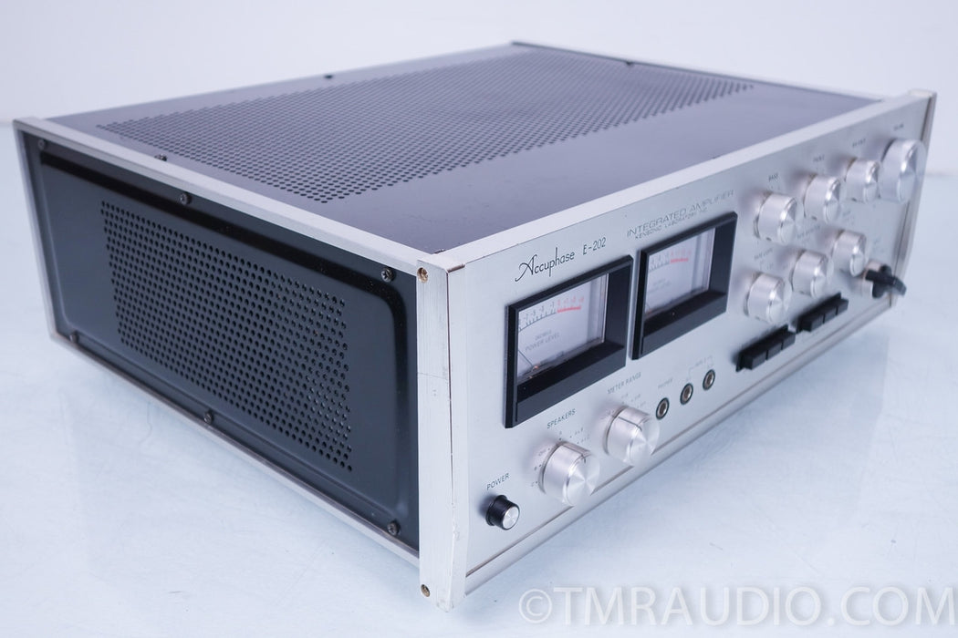 Accuphase E-202 Vintage Stereo Integrated Amplifier
