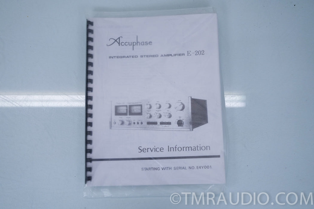 Accuphase E-202 Vintage Stereo Integrated Amplifier