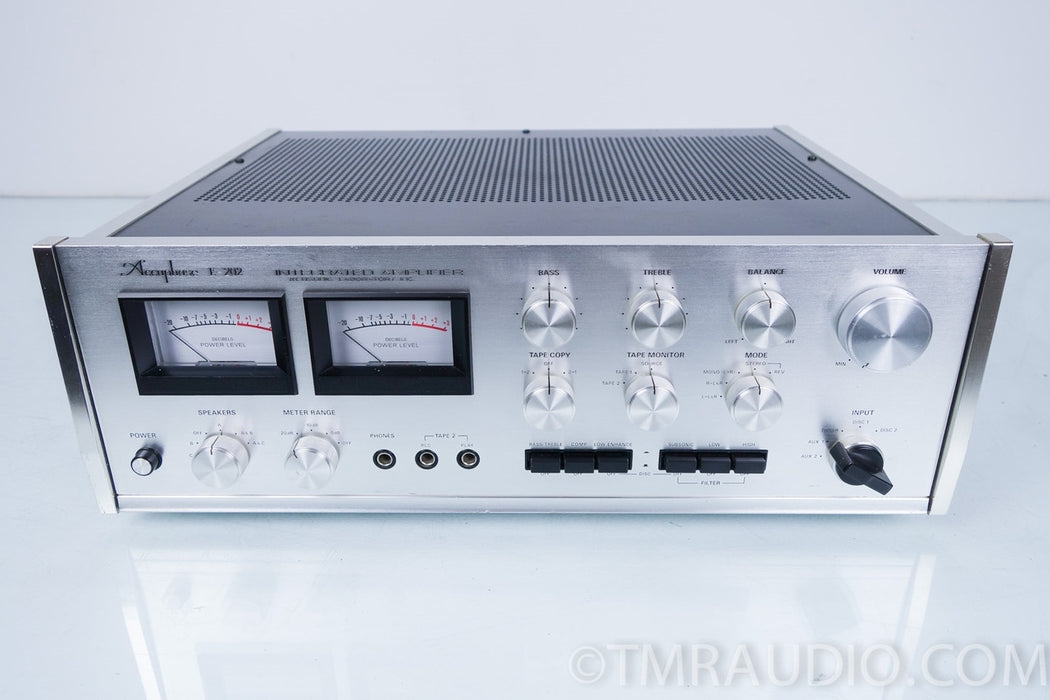 Accuphase E-202 Vintage Stereo Integrated Amplifier