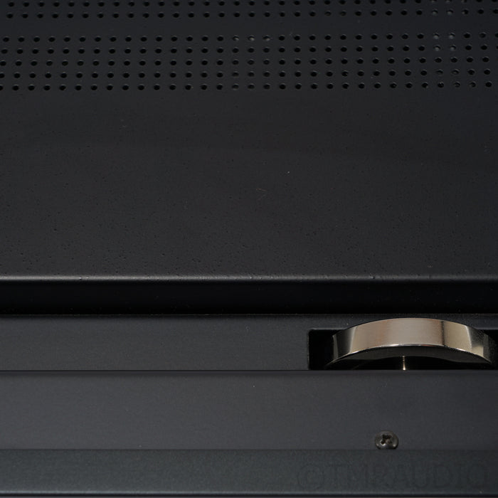 McIntosh MR87 AM / FM Tuner