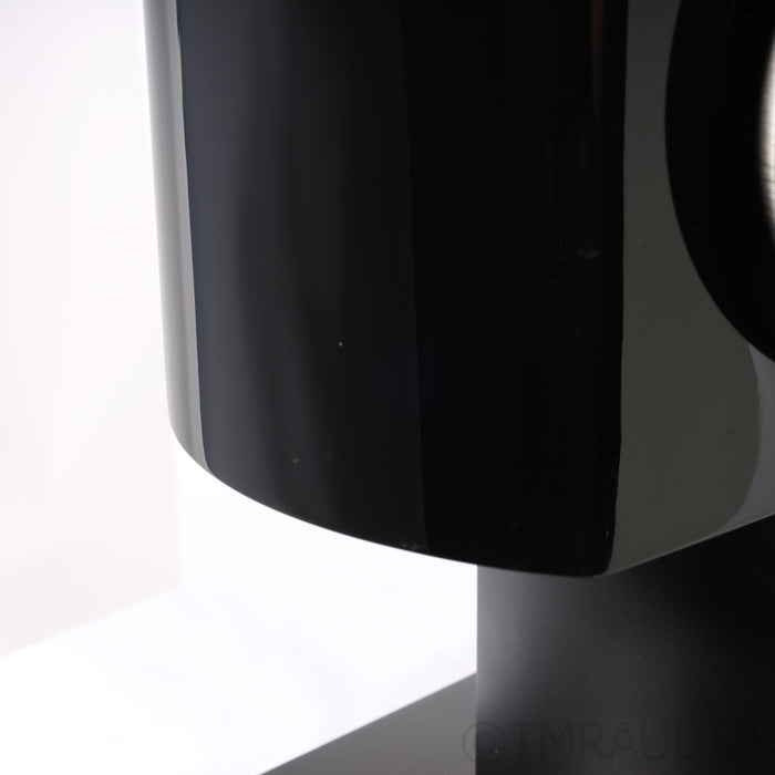 Bowers & Wilkins HTM2 D3 Center Channel Speaker; Stand