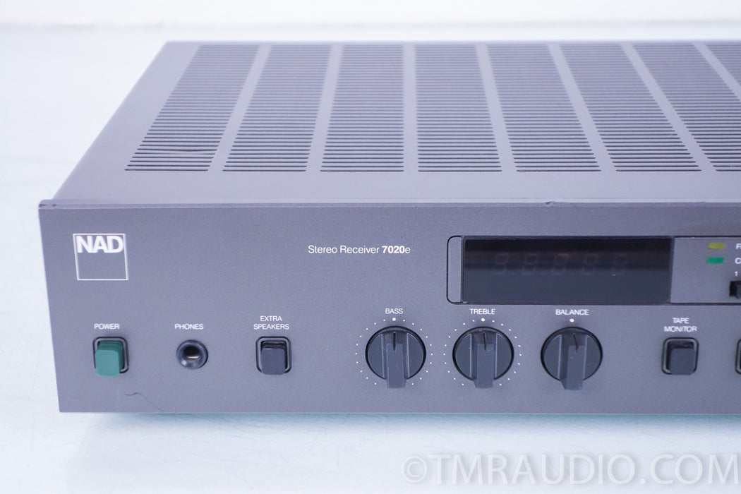 NAD 7020e AM / FM Stereo Receiver