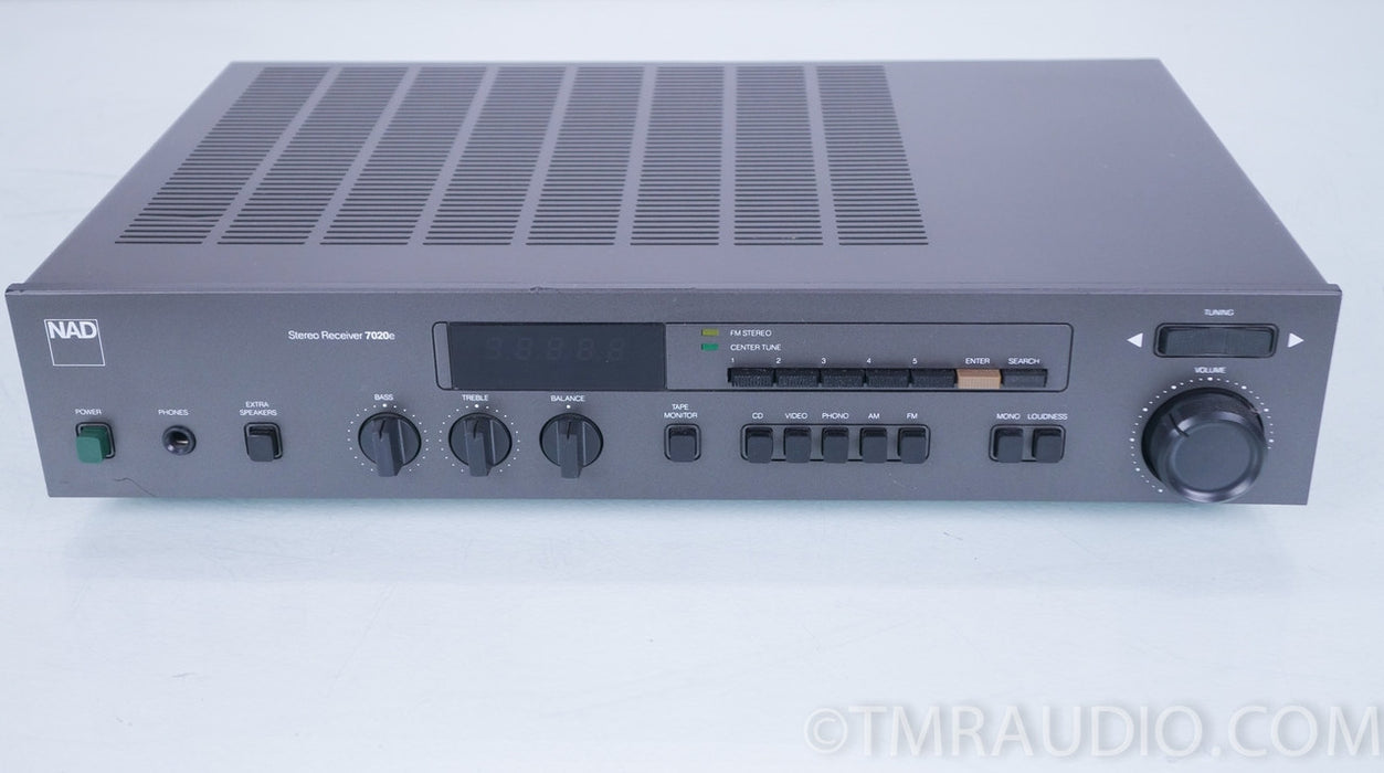 NAD 7020e AM / FM Stereo Receiver