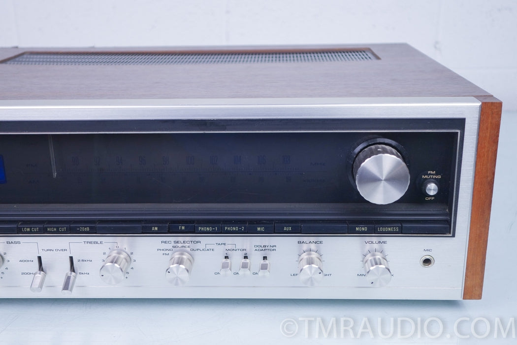 Pioneer SX-838 Vintage AM / FM Stereo Receiver
