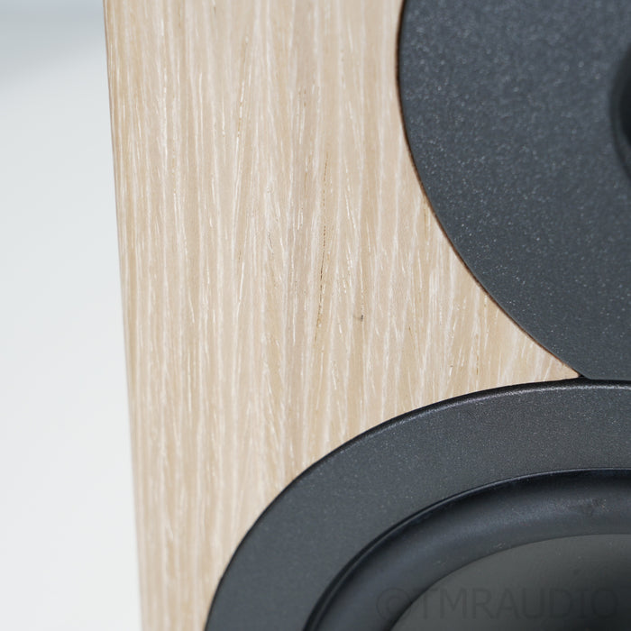 Dynaudio Evoke 20 Bookshelf Speakers