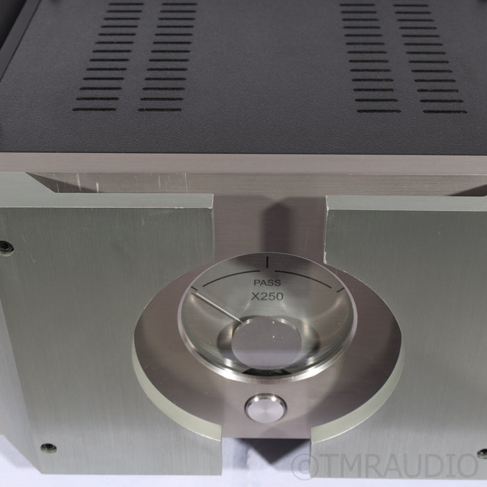 Pass Labs X250 Power Amplifier