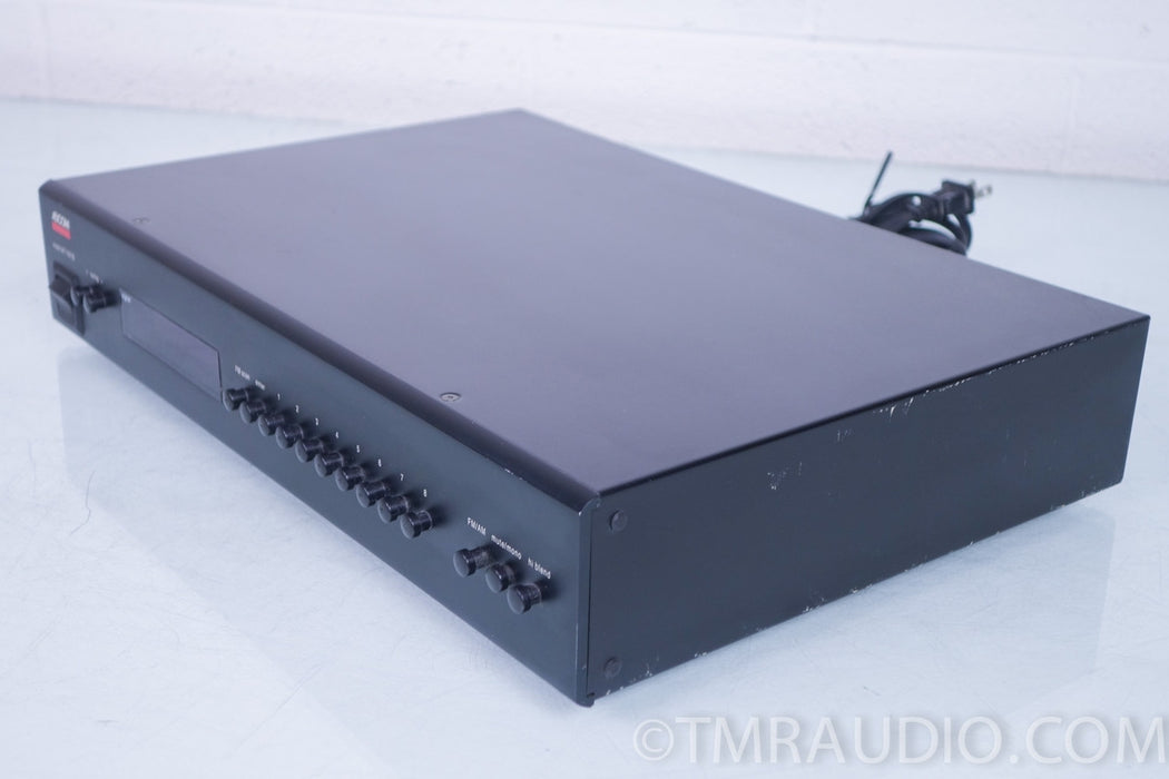 Adcom GFT-555 ii Digital AM / FM Tuner