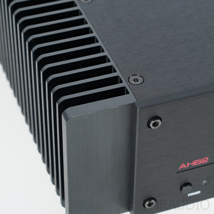 Benchmark Media AHB2 Power Amplifier