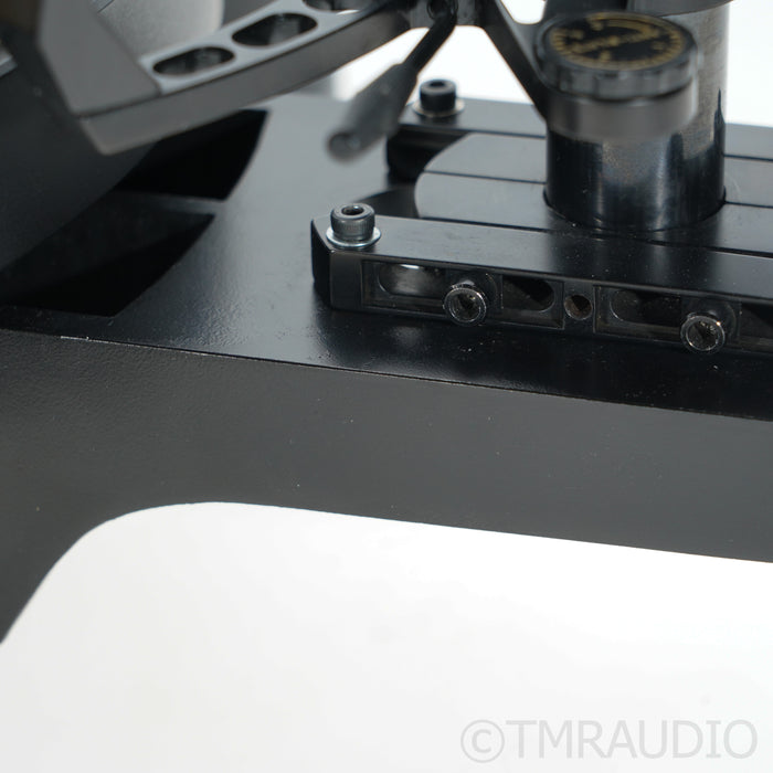 Avid Diva II SP Turntable; Oracle SME 345 tonearm