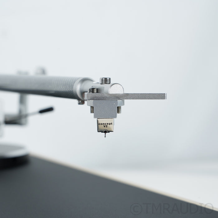 Clearaudio Concept Wood AiR Belt Drive Turntable; Concept MM Cartridge(Open Box)