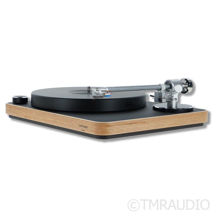 Clearaudio Concept Wood AiR Belt Drive Turntable; Concept MM Cartridge(Open Box)