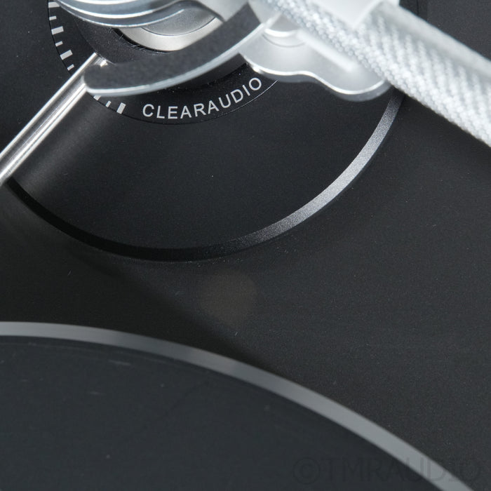 Clearaudio Performance DC AiR Turntable; 9" Tracer Tonearm; Hana ML MC Cartridge