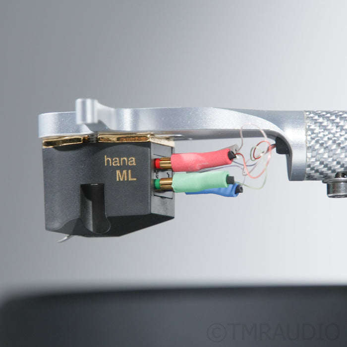 Clearaudio Performance DC AiR Turntable; 9" Tracer Tonearm; Hana ML MC Cartridge