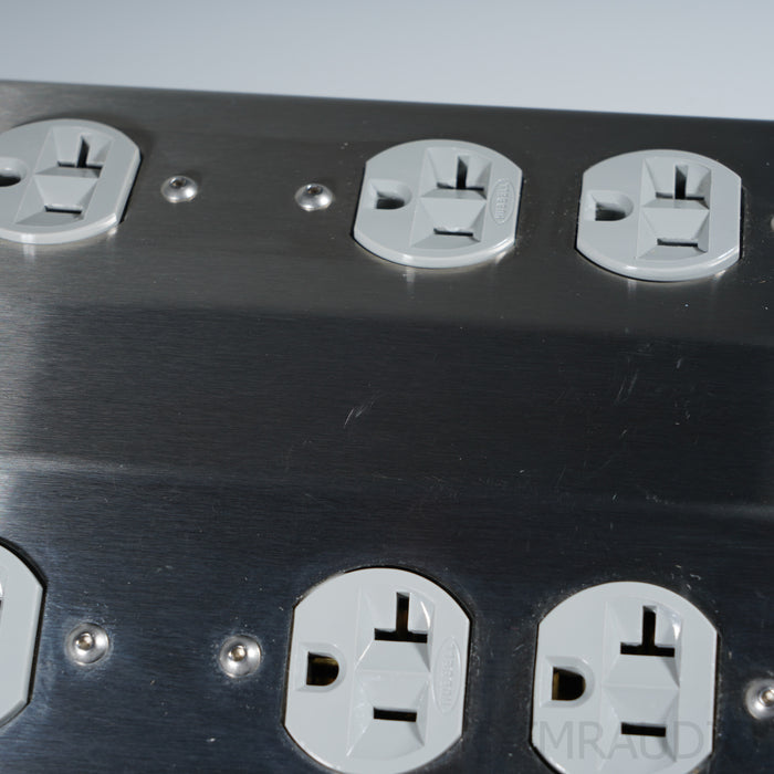 Shunyata Research Venom MPC-12-C Power Distributer