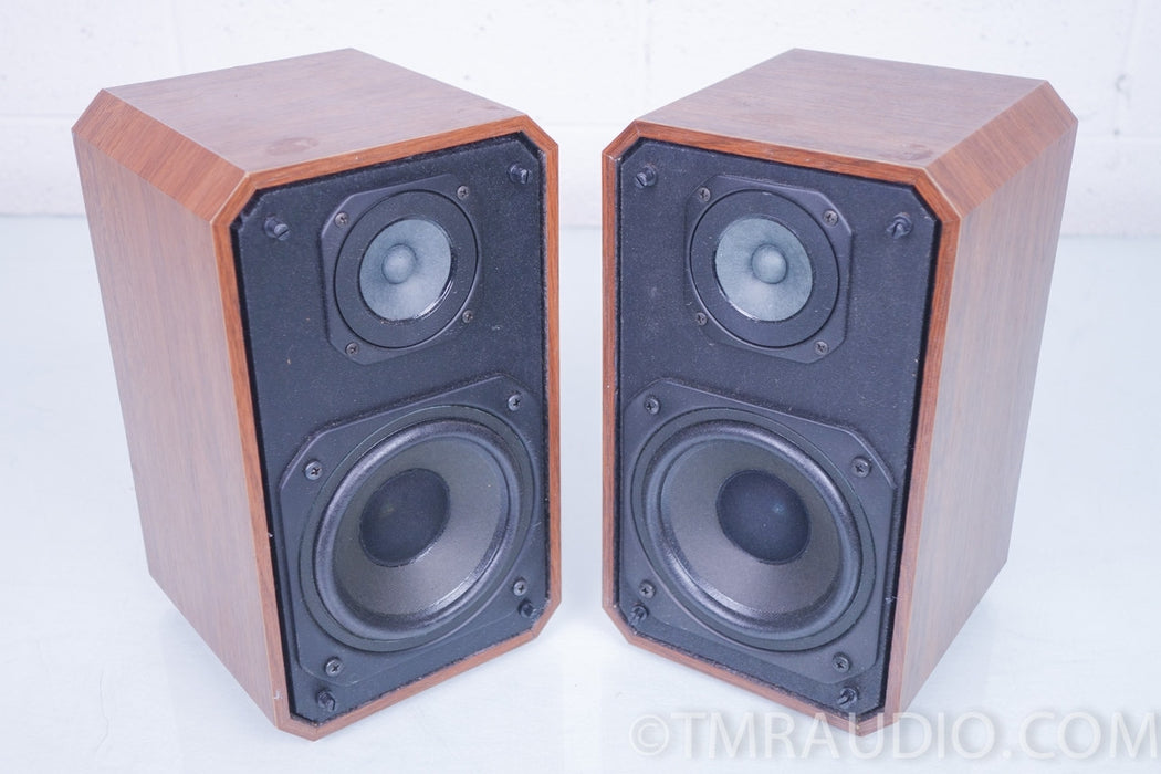 Realistic Optimus STS 50 Vintage Bookshelf Speakers