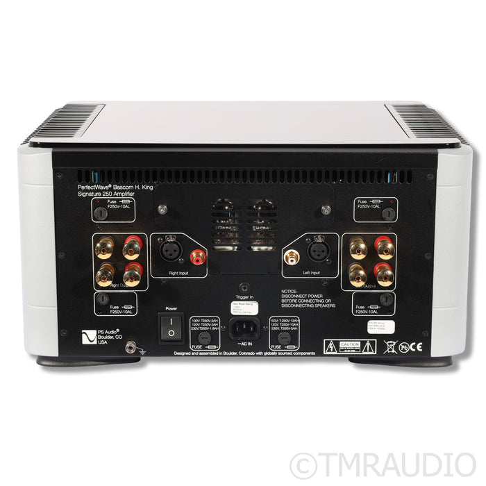PS Audio BHK Signature 250 Hybrid Power Amplifier