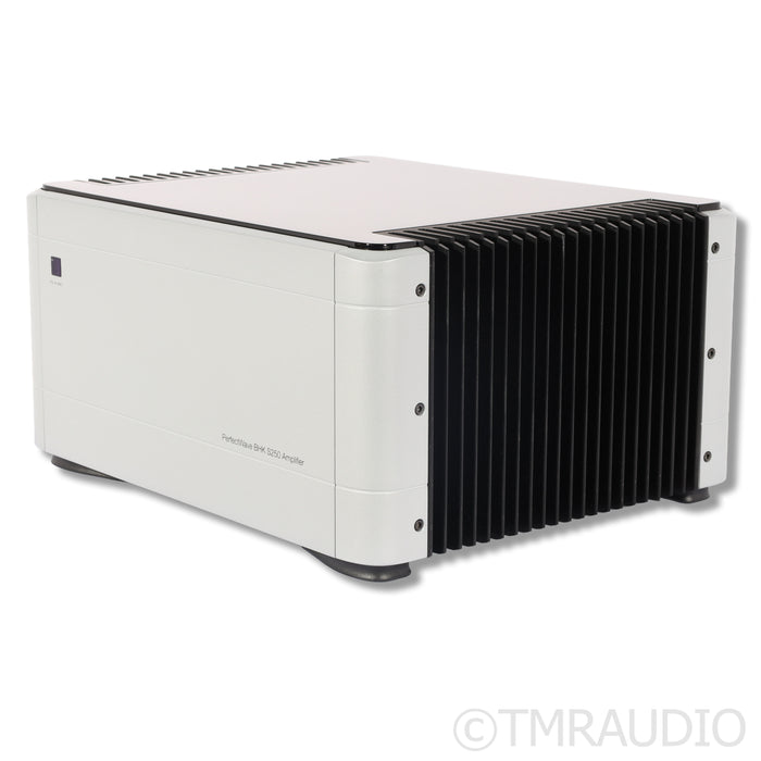 PS Audio BHK Signature 250 Hybrid Power Amplifier