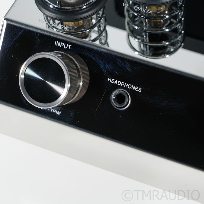 McIntosh C8 Tube Preamplifier; Built-In DAC; MM/MC Phono
