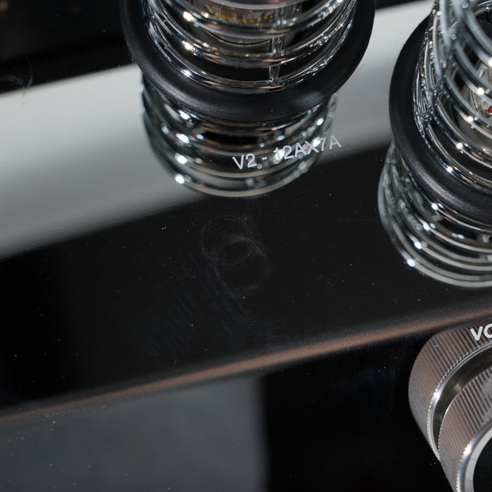 McIntosh C8 Tube Preamplifier; MM/MC Phono