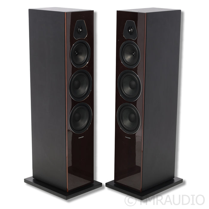 Sonus Faber Lumina V Amator Floorstanding Speakers; IsoAcoustics Feet