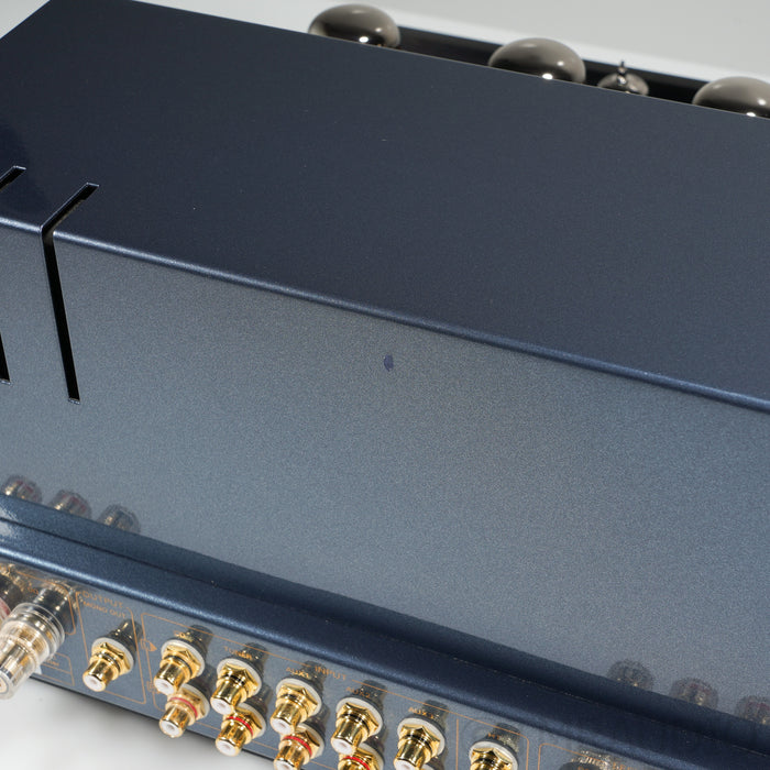 PrimaLuna Dialogue Premium Tube Integrated Amplifier