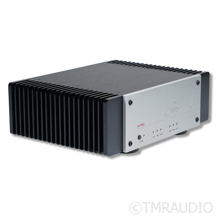 Benchmark Media AHB2 Power Amplifier
