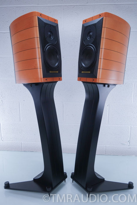 Sonus Faber Cremona M Auditor Speakers w/ Stands