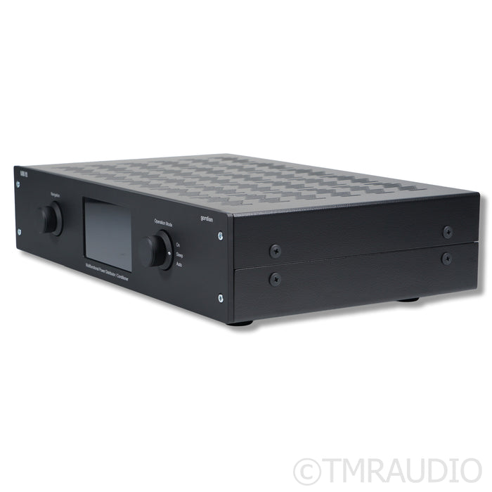 Lab12 Gordian Power Conditioner; Lab12 Knack Mk2 Power Cable