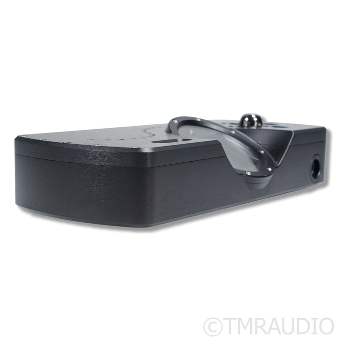 Chord Electronics DAVE Reference DAC / Preamplifier / Headphone Amplifier