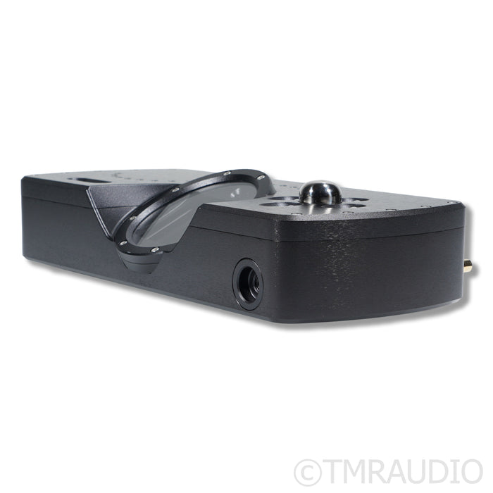 Chord Electronics DAVE Reference DAC / Preamplifier / Headphone Amplifier