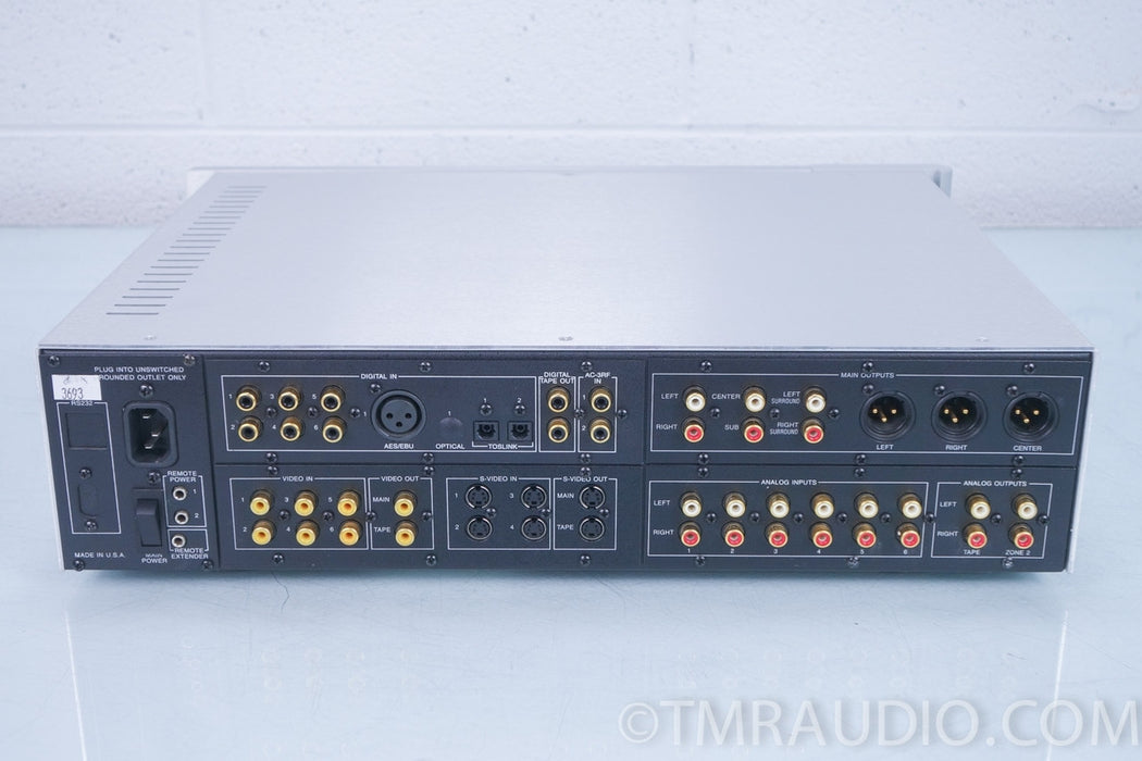 Theta Casa Nova Preamplifier/Processor in Factory Box