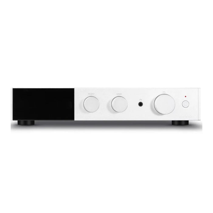 Audiolab 9000A Integrated Amplifier front view