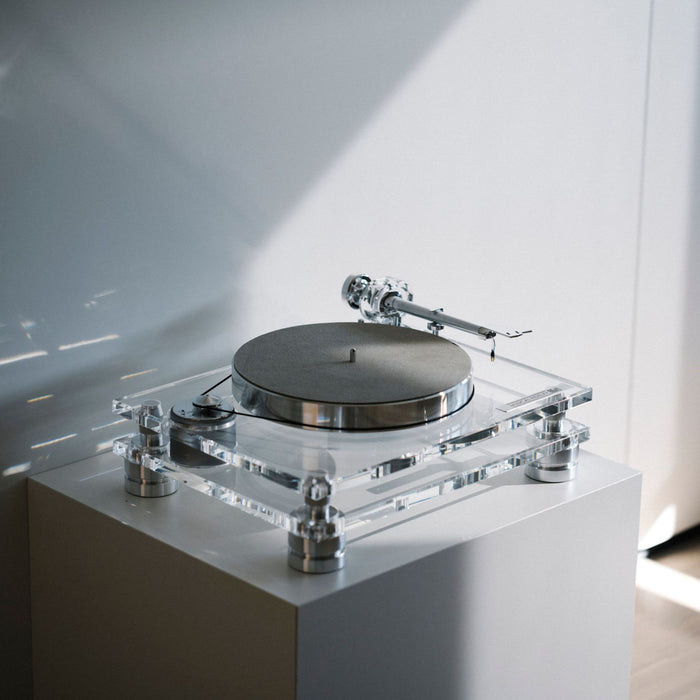 Musical Fidelity M6xTT Belt-Drive Turntable on display pedestal