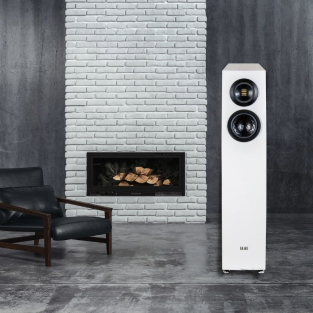 <p><strong>New:</strong> ELAC Concentro S507 Floorstanding Speakers</p>