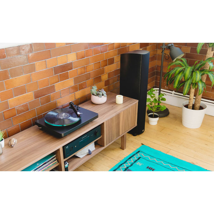 NAD C 588 Turntable