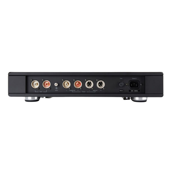 Rega Aura Reference MC Phono Stage rear panel, inputs and outputs