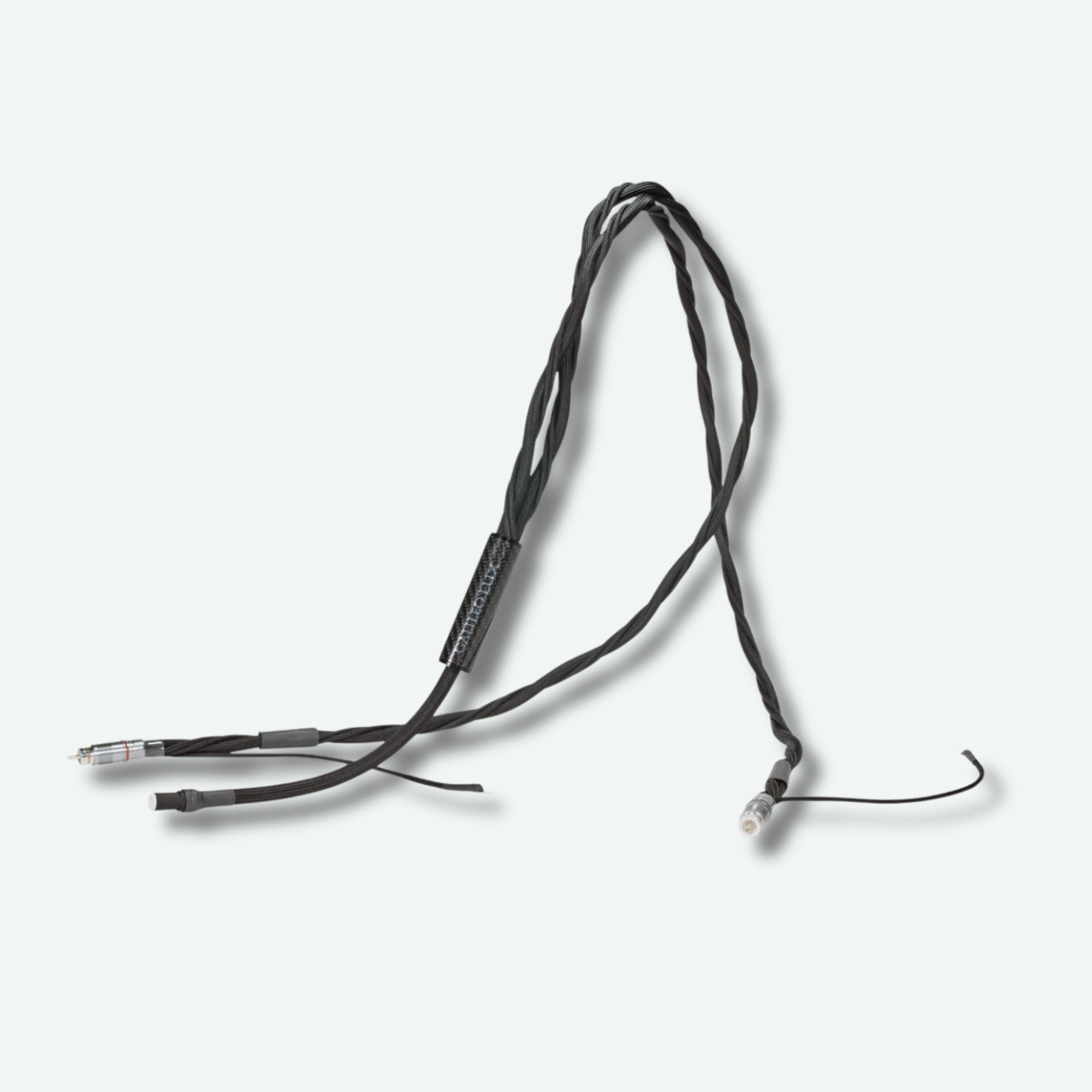 <p><strong>TMR Pick:</strong> Synergistic Research Galileo LUX Phono Interconnects</p>