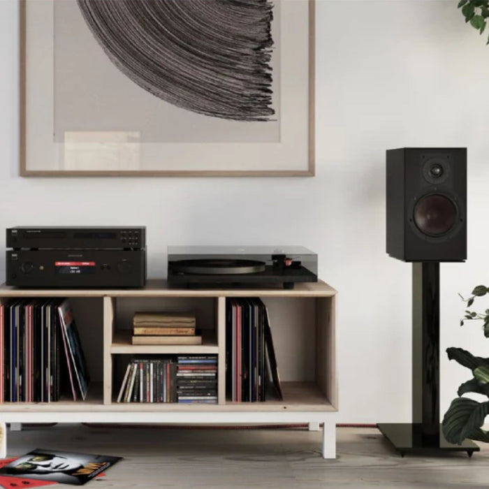 DALI Opticon 2 MK2 Bookshelf Speakers lifestyle