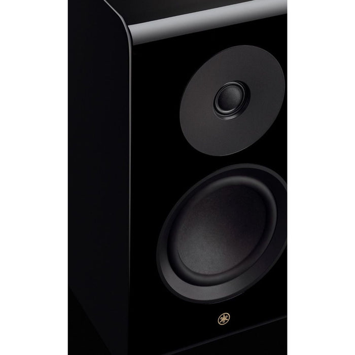 Yamaha NS-600A Bookshelf Speaker hero shot