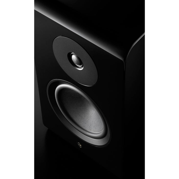 Yamaha NS-800A Bookshelf Speaker hero shot